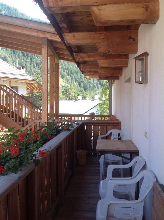 Garni Pineta Hotell San Martino in Badia Rum bild