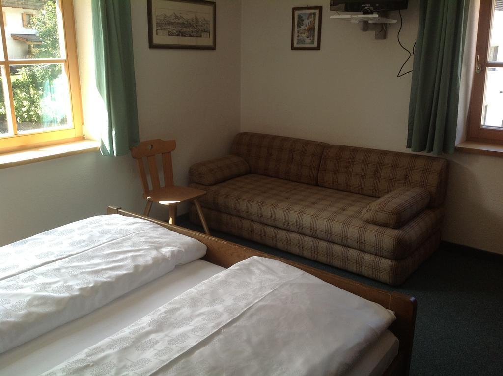 Garni Pineta Hotell San Martino in Badia Exteriör bild